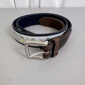 Vineyard Vines Men's Brown and Silver Belt size 38
